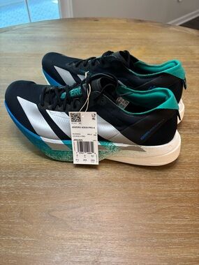 adidas Adizero Adios Pro 4 Men’s size 8.5D Black White Teal - New